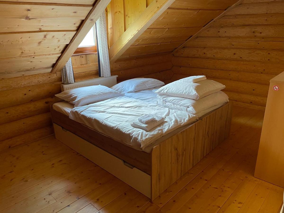 Trinity Log Cabin Wellness Resort Csorba Kültér fotó